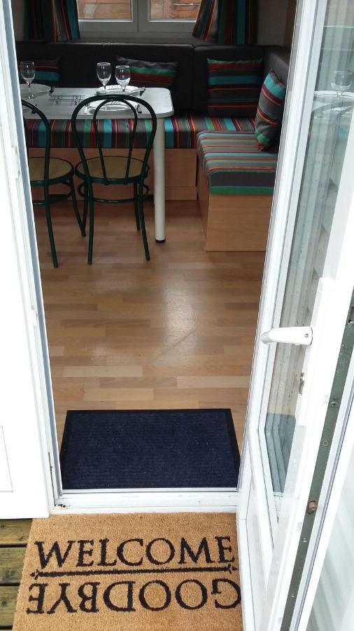 Mobile Home A Louannec Exterior foto